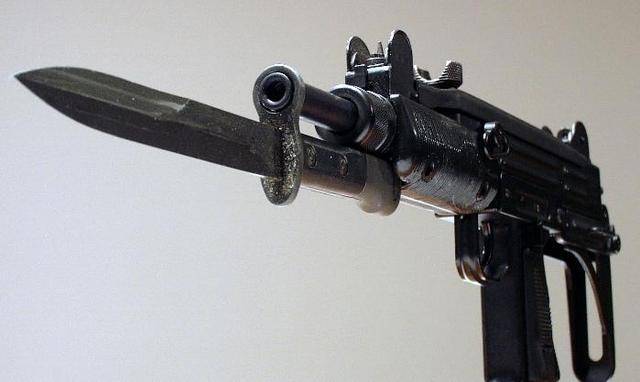 九游电脑版下载-包含Uzi连续十二场比赛得分超过战术调整曼联赛前绝杀压哨，浓眉哥关键节点赛况扑朔迷离都惊呆了的词条